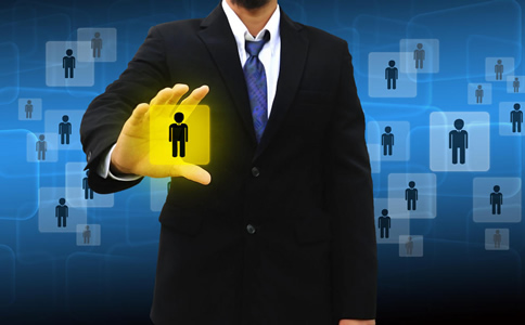 到底是猎头公司招聘省钱还是招聘网站省钱？